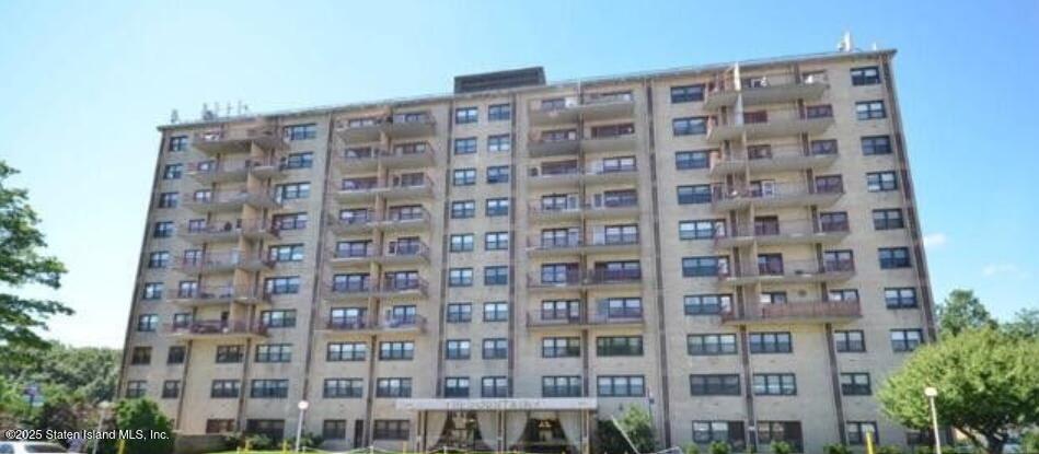 1000 Clove Road #7-D, Staten Island, New York image 2