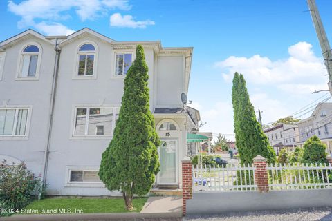 Photo of 15 Dulancey Court, Staten Island, NY 10301 (MLS # 2404833)