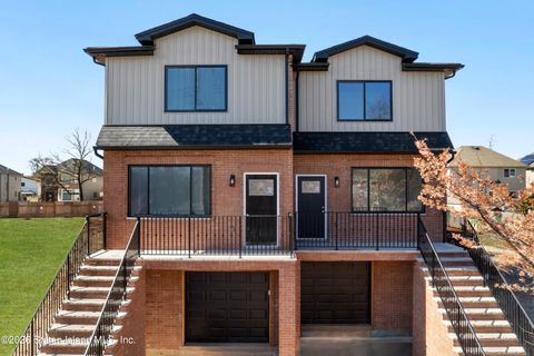 Photo of 1014 Annadale Road, Staten Island, NY 10312 (MLS # 2602116)