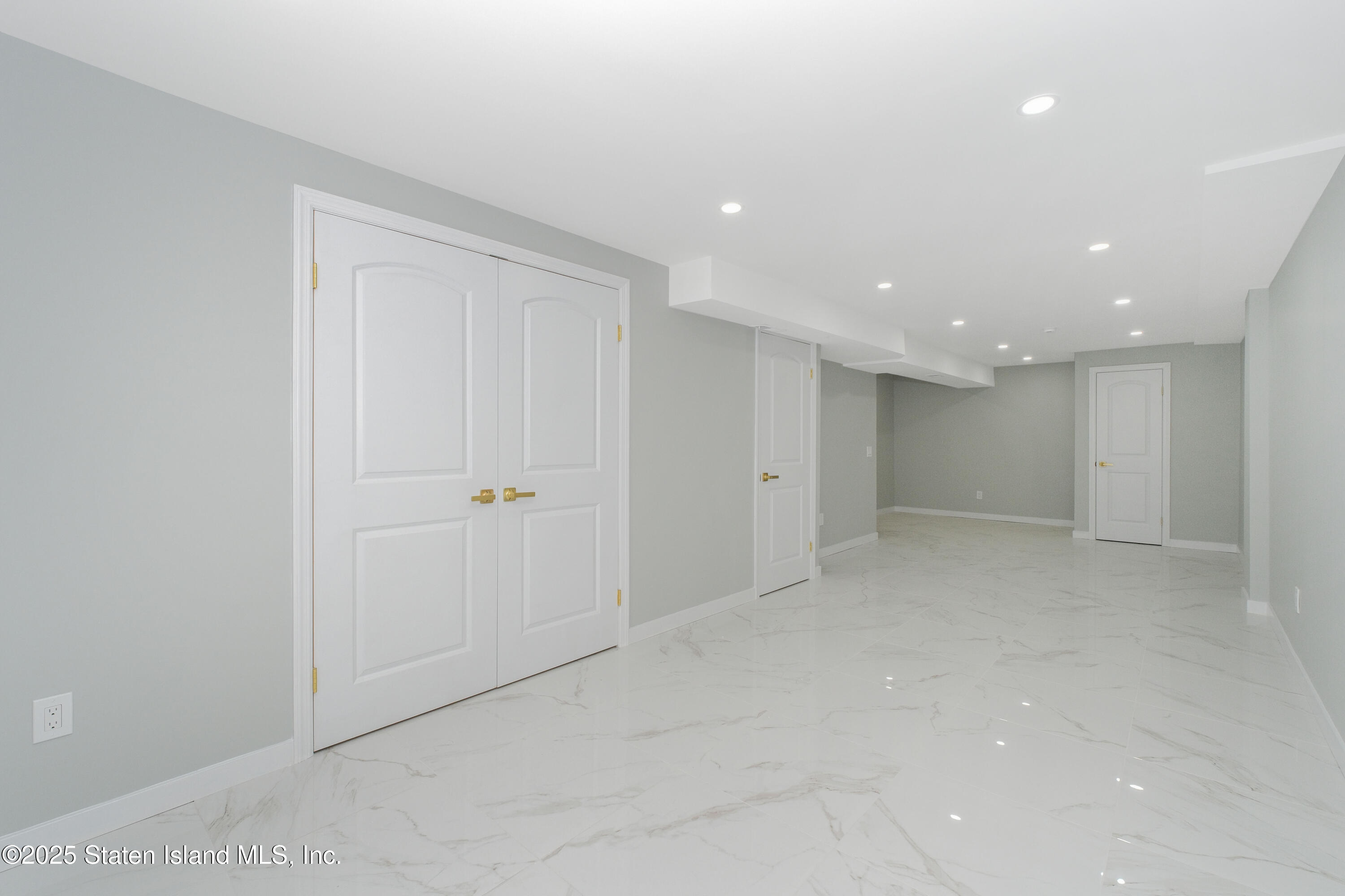 177 Freedom Avenue Ave, Staten Island, New York image 33