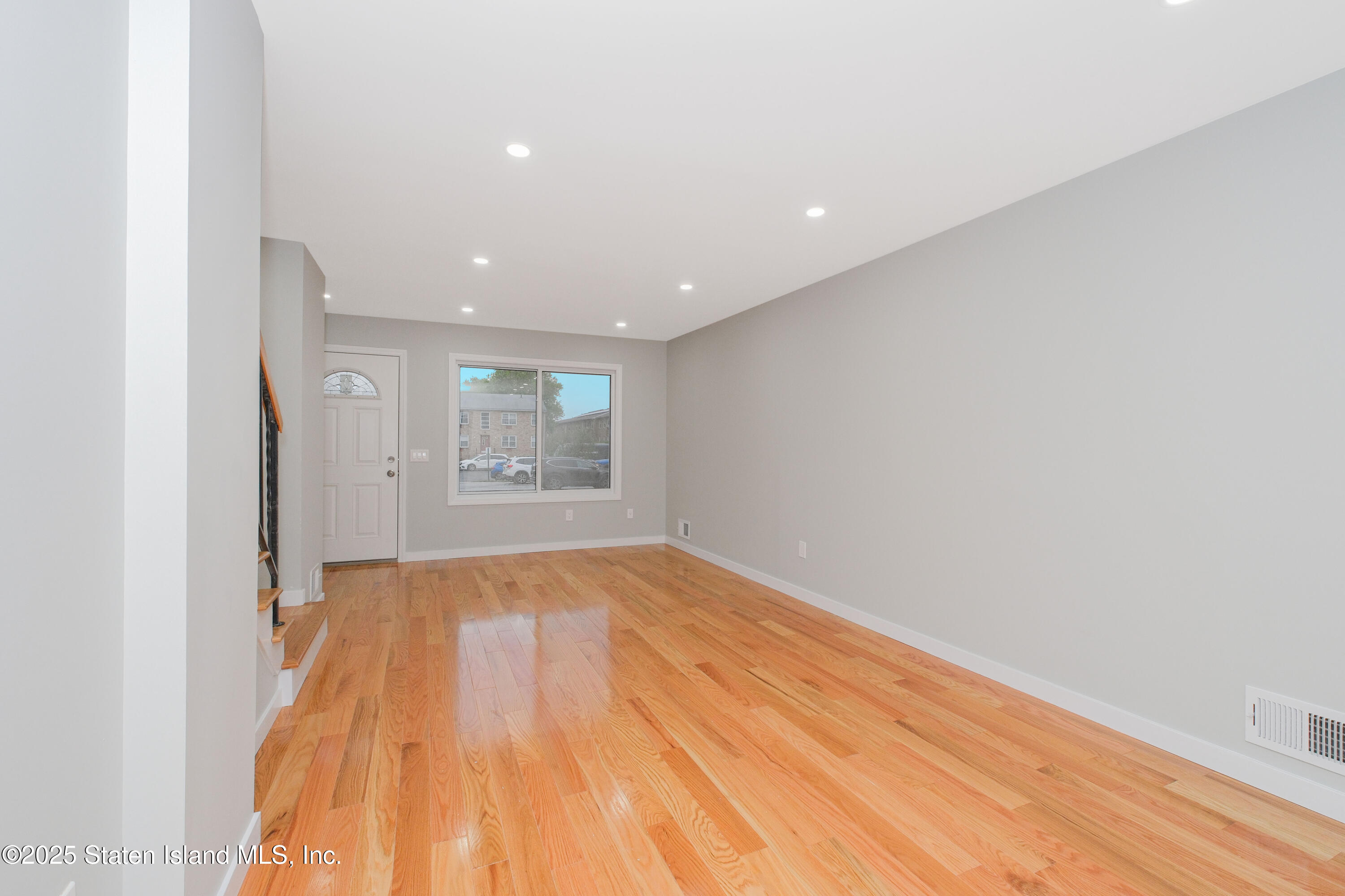 177 Freedom Avenue Ave, Staten Island, New York image 26
