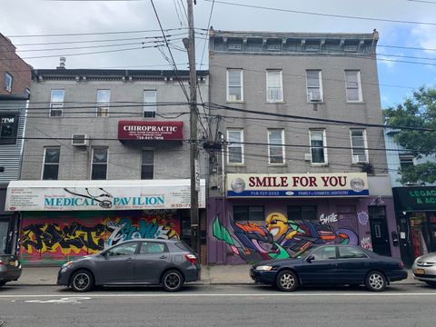 Photo of 686690 Bay Street, Staten Island, NY 10304 (MLS # 1138721)