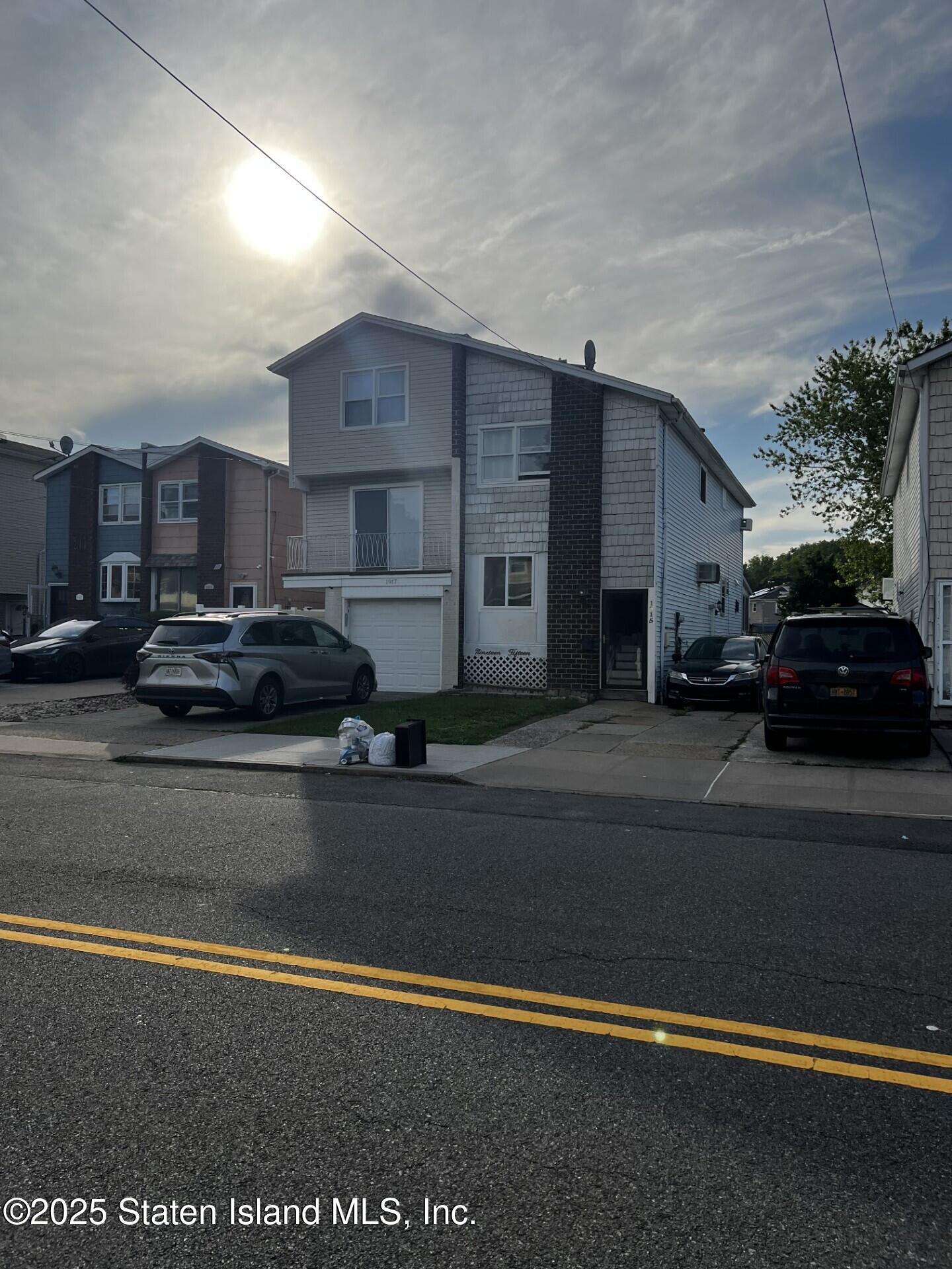 1915 North Railroad Avenue, Staten Island, New York image 3