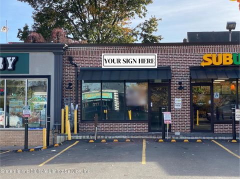 Photo of 610 Forest Ave Ave, Staten Island, NY 10310 (MLS # 1165345)