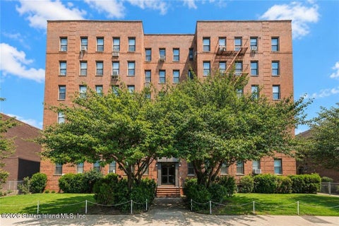 Photo of 1811 Ocean Parkway #3n, Brooklyn, NY 11223 (MLS # 2603752)