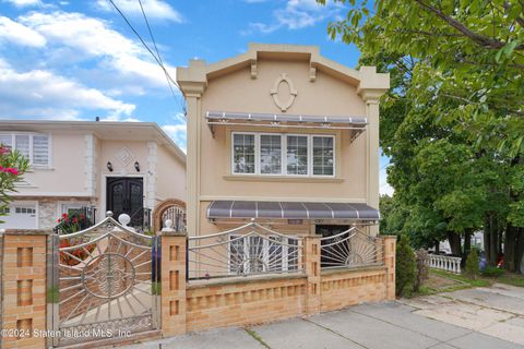 Photo of 72 Sand Lane, Staten Island, NY 10305 (MLS # 2404958)