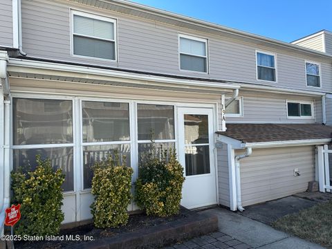 Photo of 19 Marc Street #A, Staten Island, NY 10314 (MLS # 2500731)