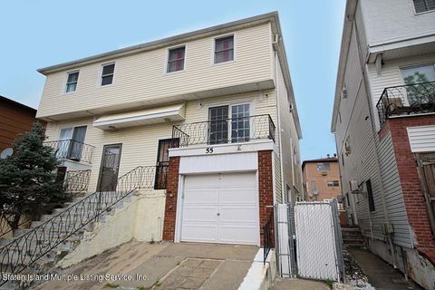 Photo of 55 Lisa Lane, Staten Island, NY 10312 (MLS # 1161676)