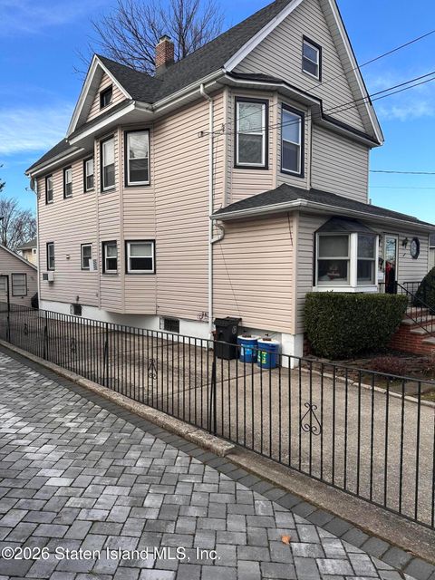 Photo of 84 Crafton Avenue #2, Staten Island, NY 10314 (MLS # 2600303)