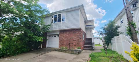 Photo of 434 Genesee Avenue, Staten Island, NY 10312 (MLS # 2603022)