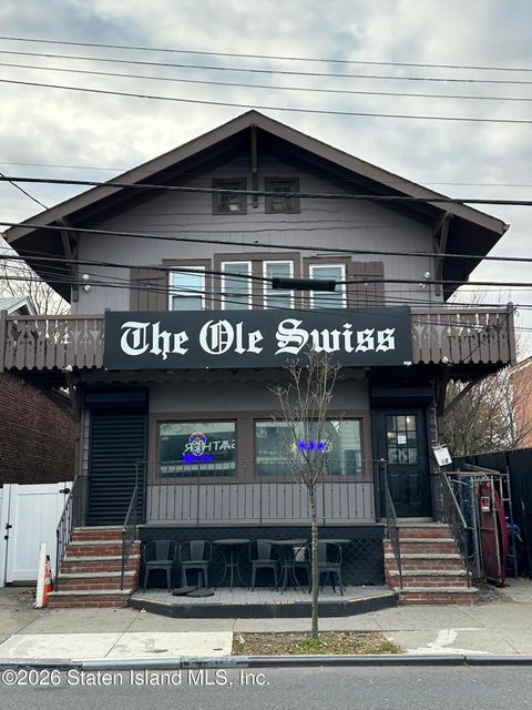 Photo of 18 Nelson Avenue, Staten Island, NY 10308 (MLS # 2600105)