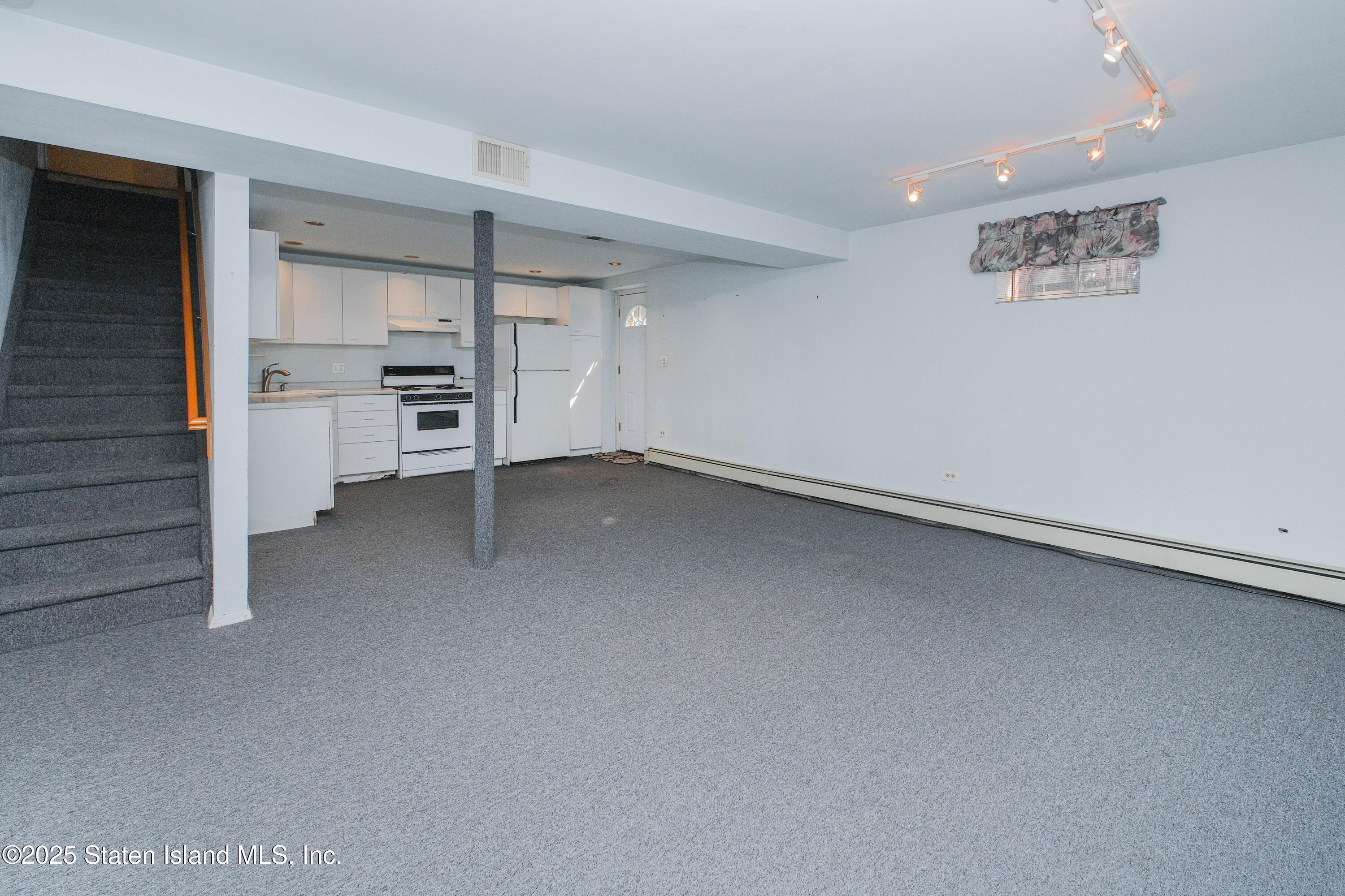 967 Bard Avenue, Staten Island, New York image 25