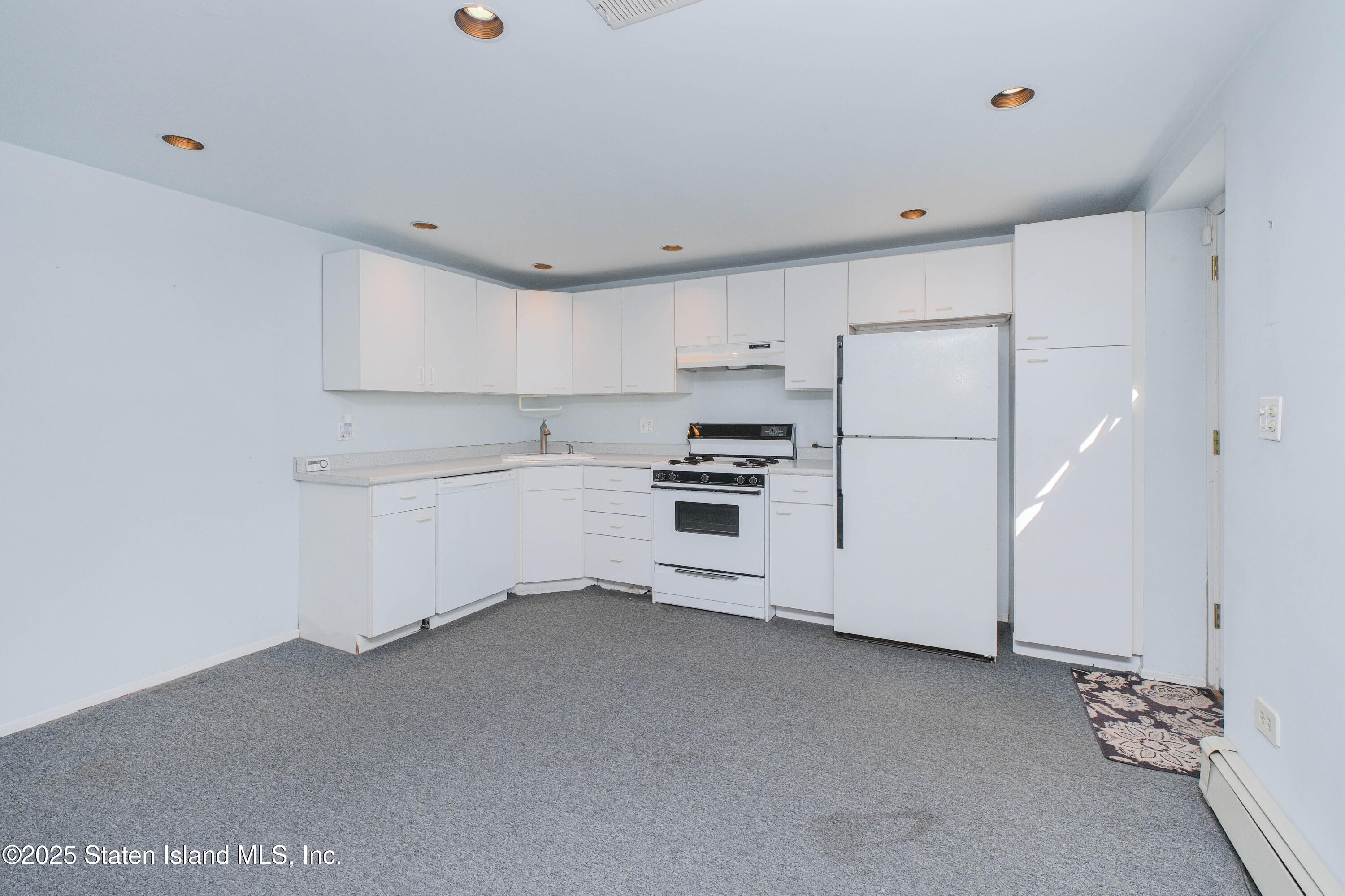 967 Bard Avenue, Staten Island, New York image 24