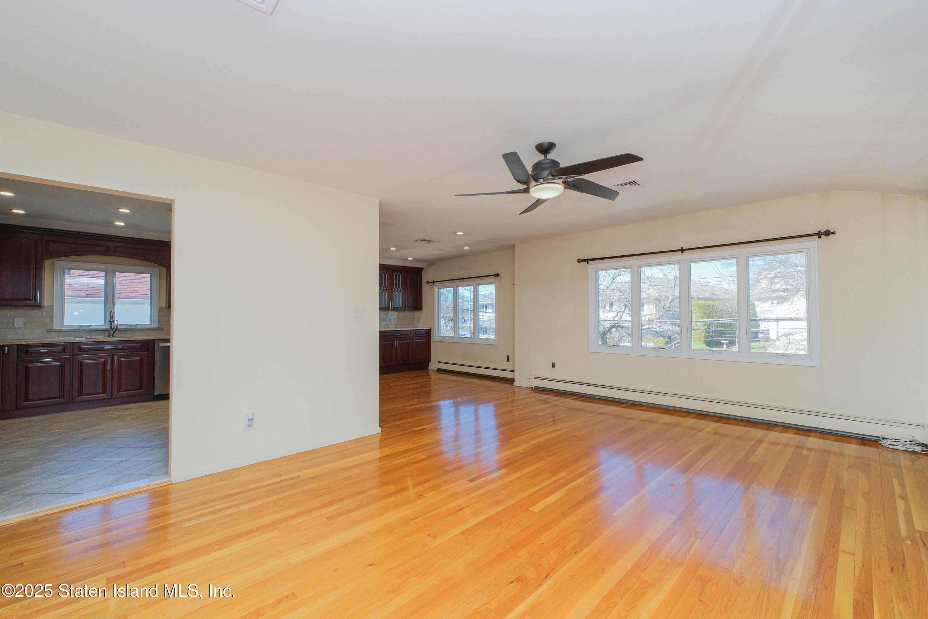 967 Bard Avenue, Staten Island, New York image 4