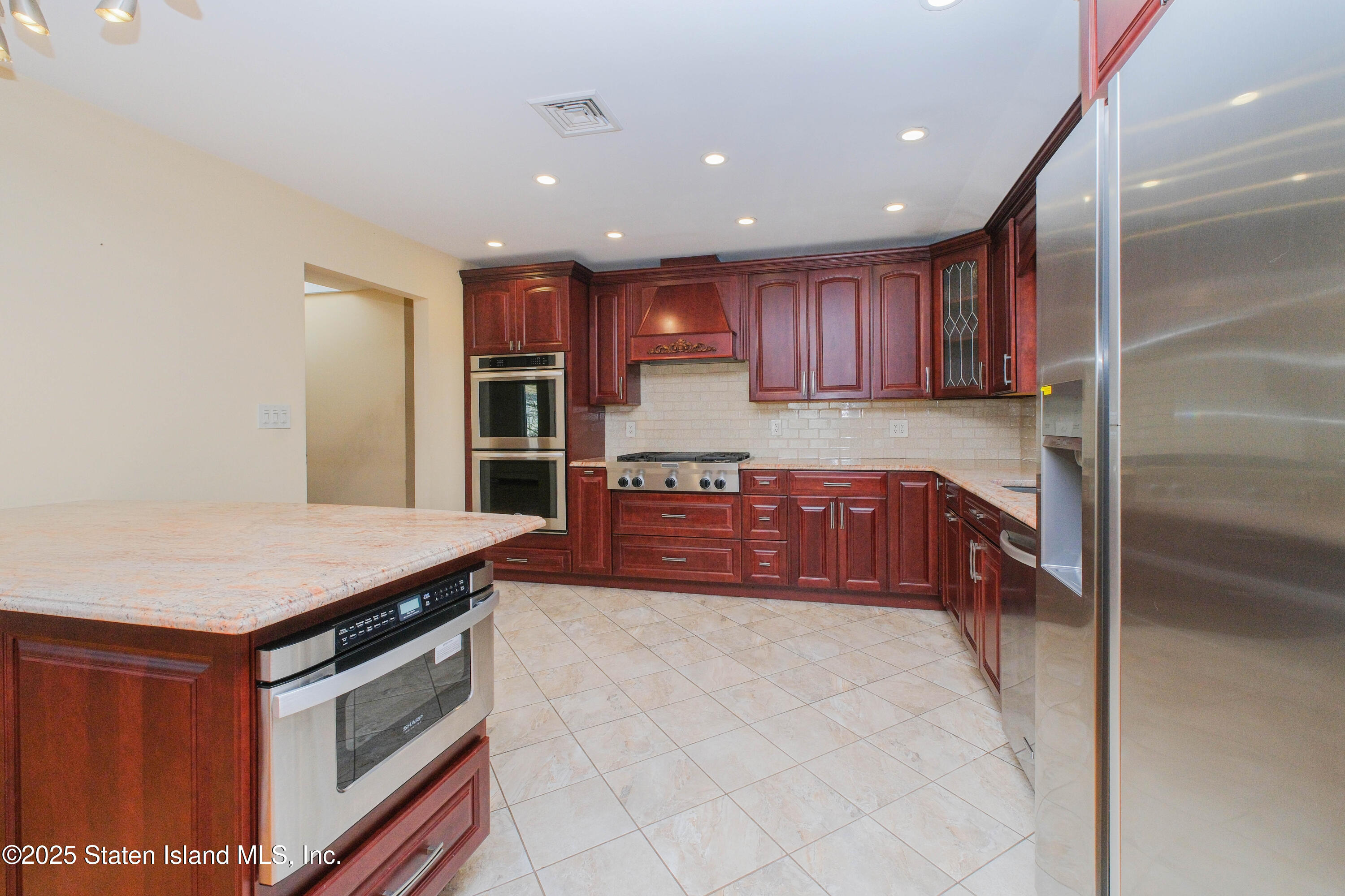 967 Bard Avenue, Staten Island, New York image 9