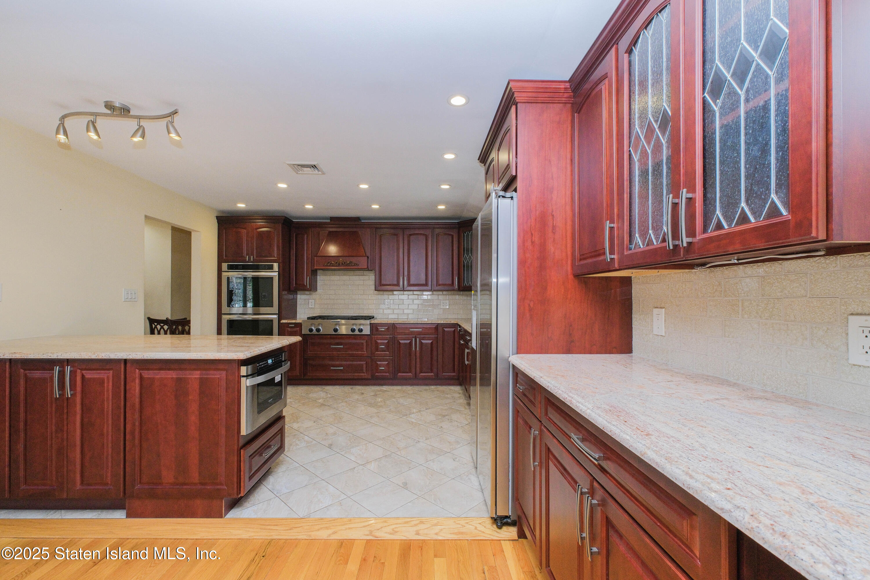 967 Bard Avenue, Staten Island, New York image 8