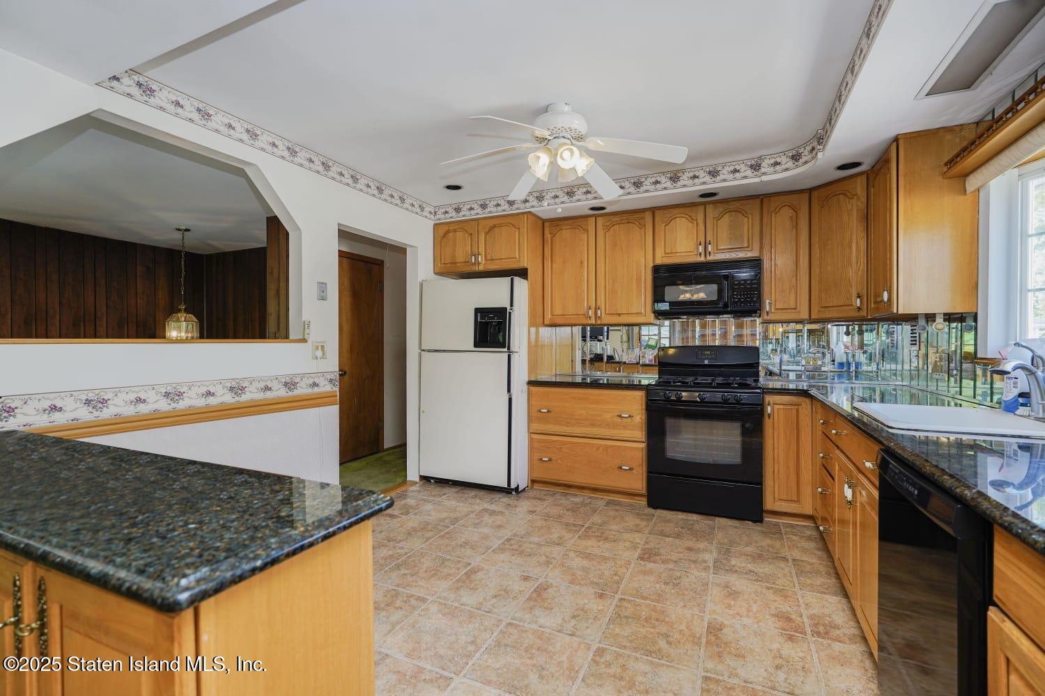 134 Greaves Avenue, Staten Island, New York image 10