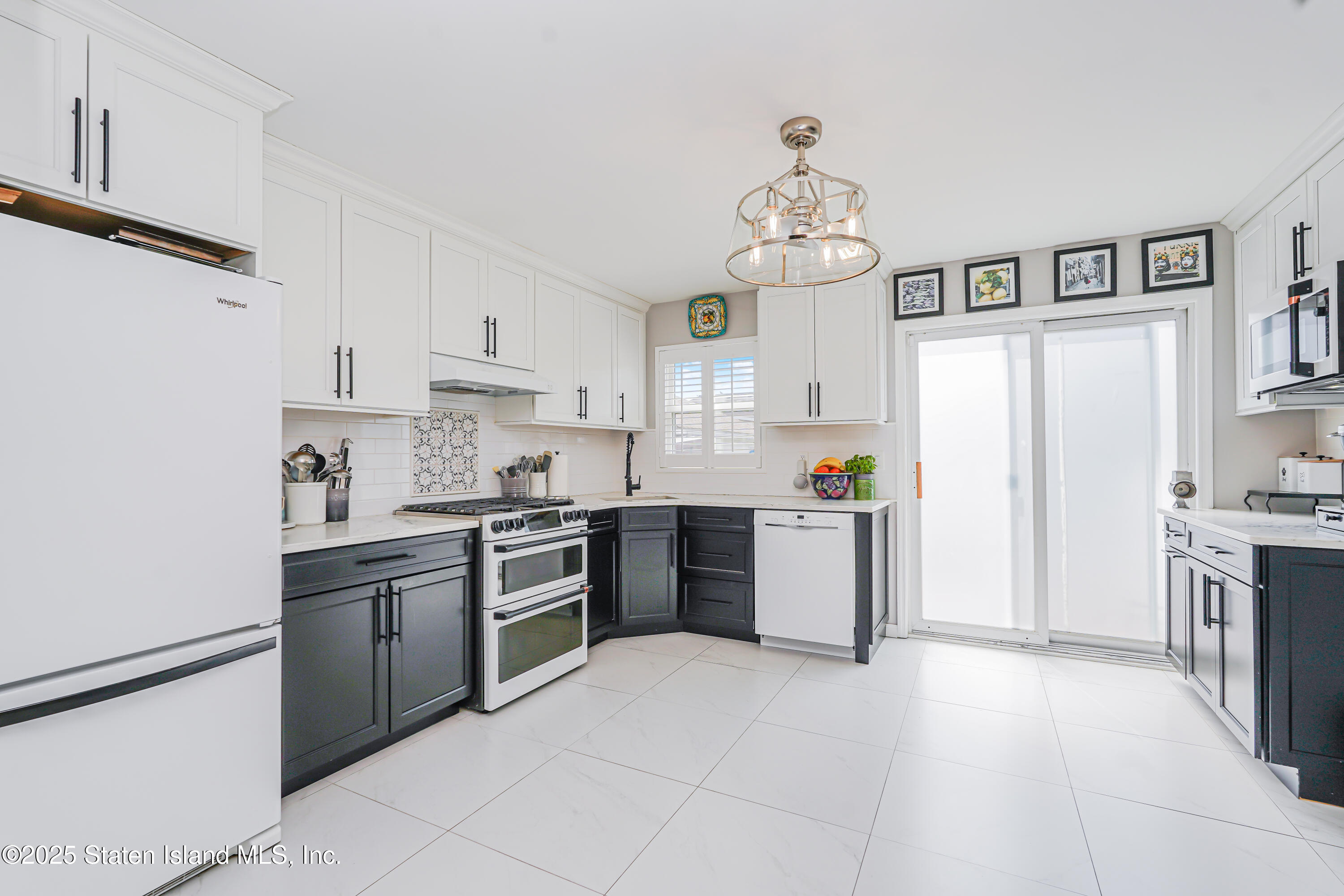 8 Cedar Avenue, Staten Island, New York image 11