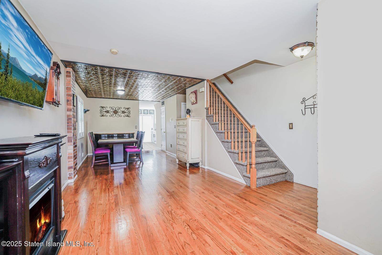 8 Cedar Avenue, Staten Island, New York image 5