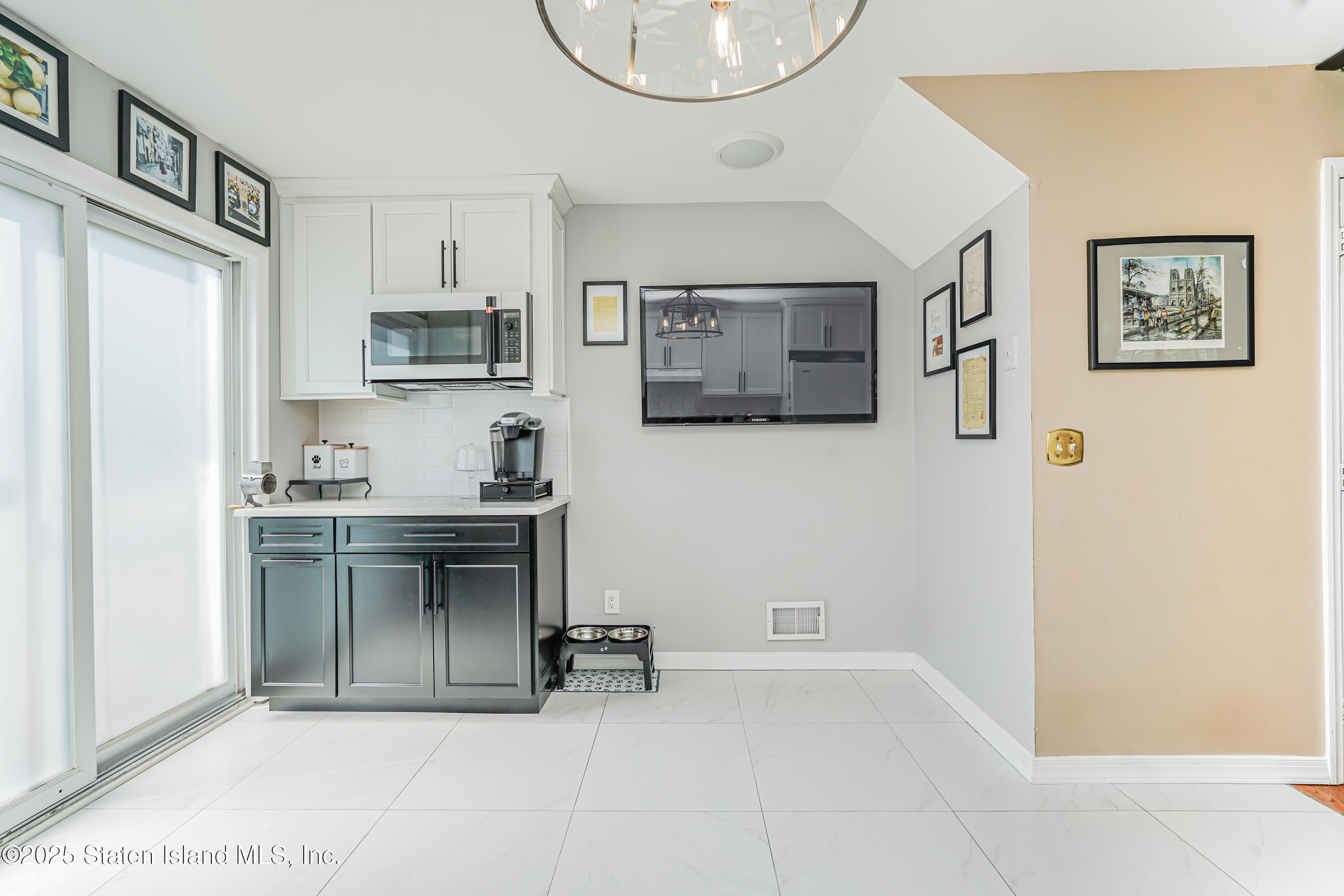 8 Cedar Avenue, Staten Island, New York image 9