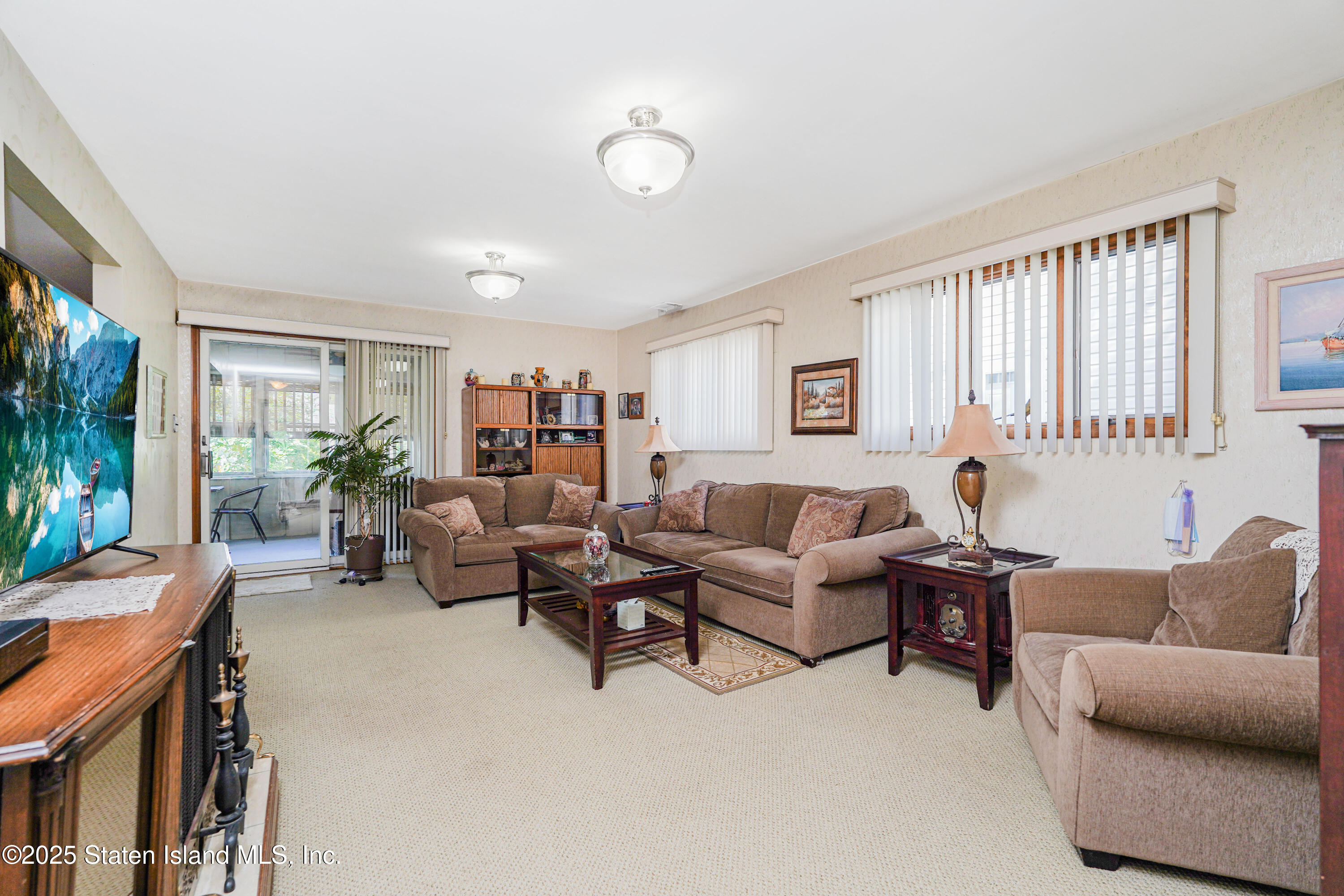 Staten Island, New York 10312, United States, 4 Bedrooms Bedrooms, ,2 BathroomsBathrooms,Residential,Active,182790