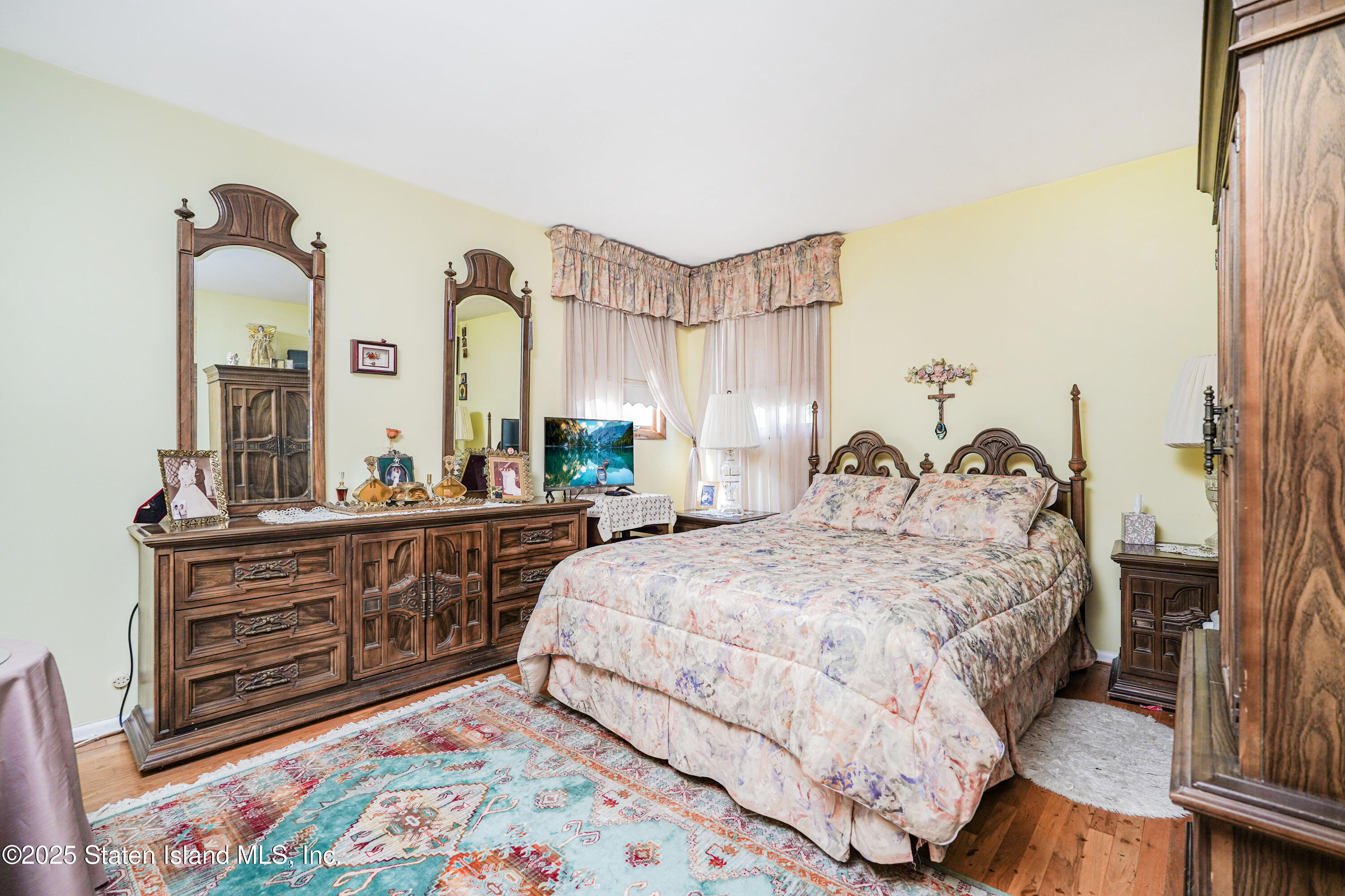 Staten Island, New York 10312, United States, 4 Bedrooms Bedrooms, ,2 BathroomsBathrooms,Residential,Active,182790