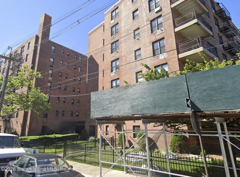 Photo of 100 Colfax Avenue #6z, Staten Island, NY 10306 (MLS # 2601549)