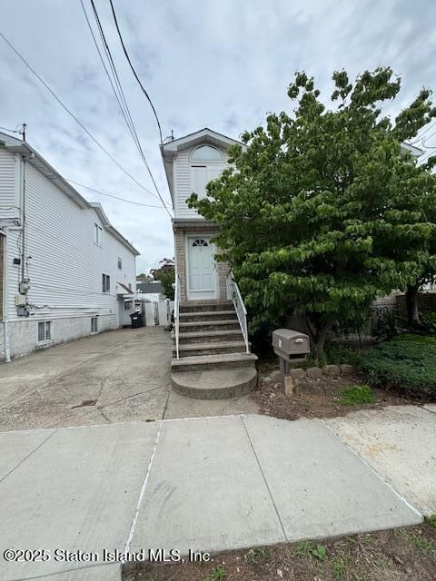 Photo of 5 Scott Avenue, Staten Island, NY 10305 (MLS # 2503299)