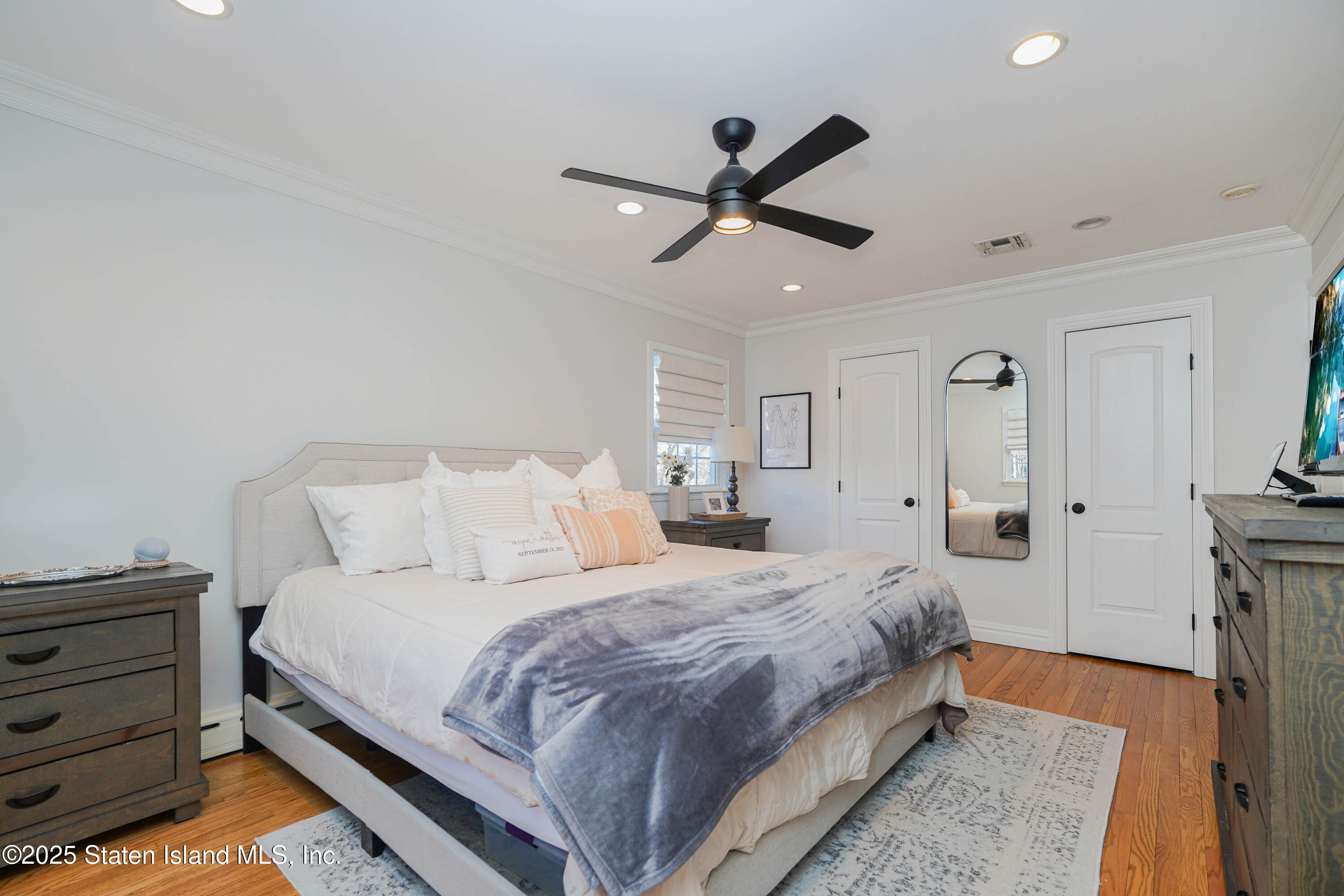 Staten Island, New York 10312, United States, 3 Bedrooms Bedrooms, ,2 BathroomsBathrooms,Residential,Pending,12423