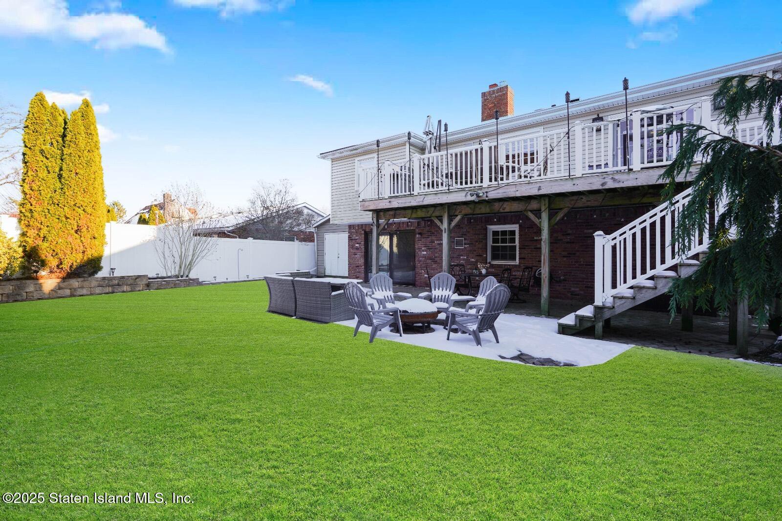 Staten Island, New York 10312, United States, 3 Bedrooms Bedrooms, ,2 BathroomsBathrooms,Residential,Pending,12423