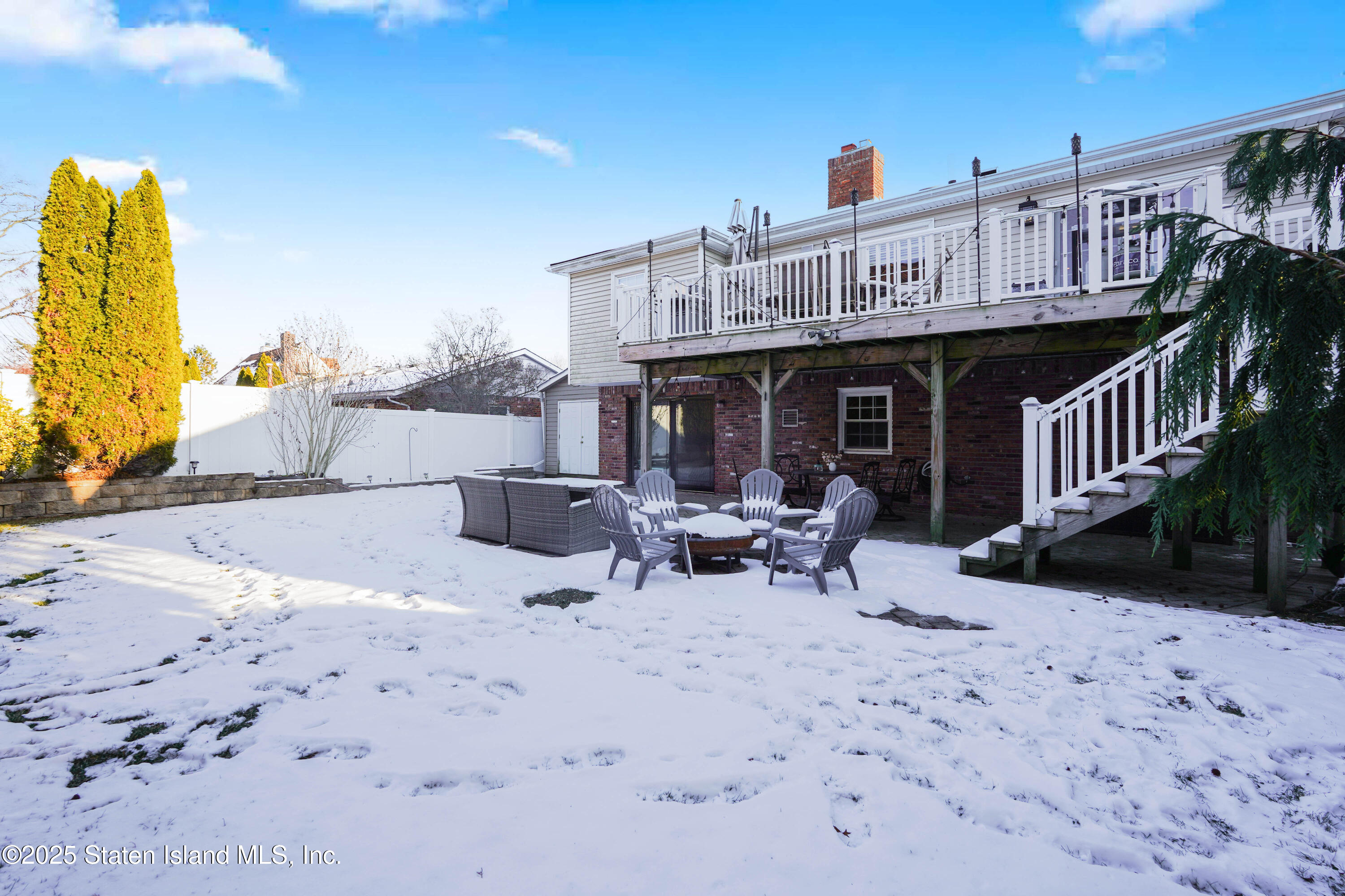 Staten Island, New York 10312, United States, 3 Bedrooms Bedrooms, ,2 BathroomsBathrooms,Residential,Pending,12423