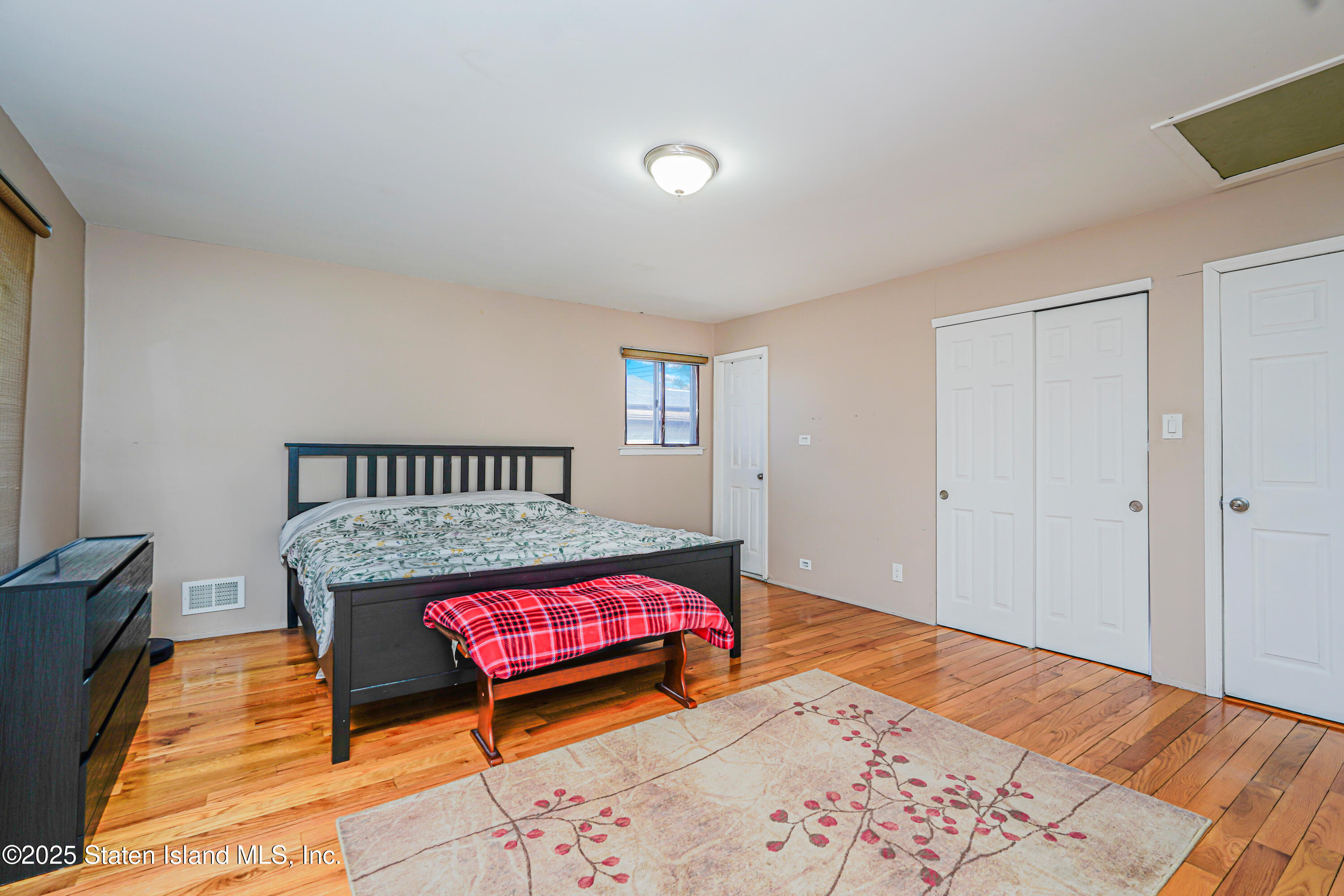 714 Drumgoole Road, Staten Island, New York image 13