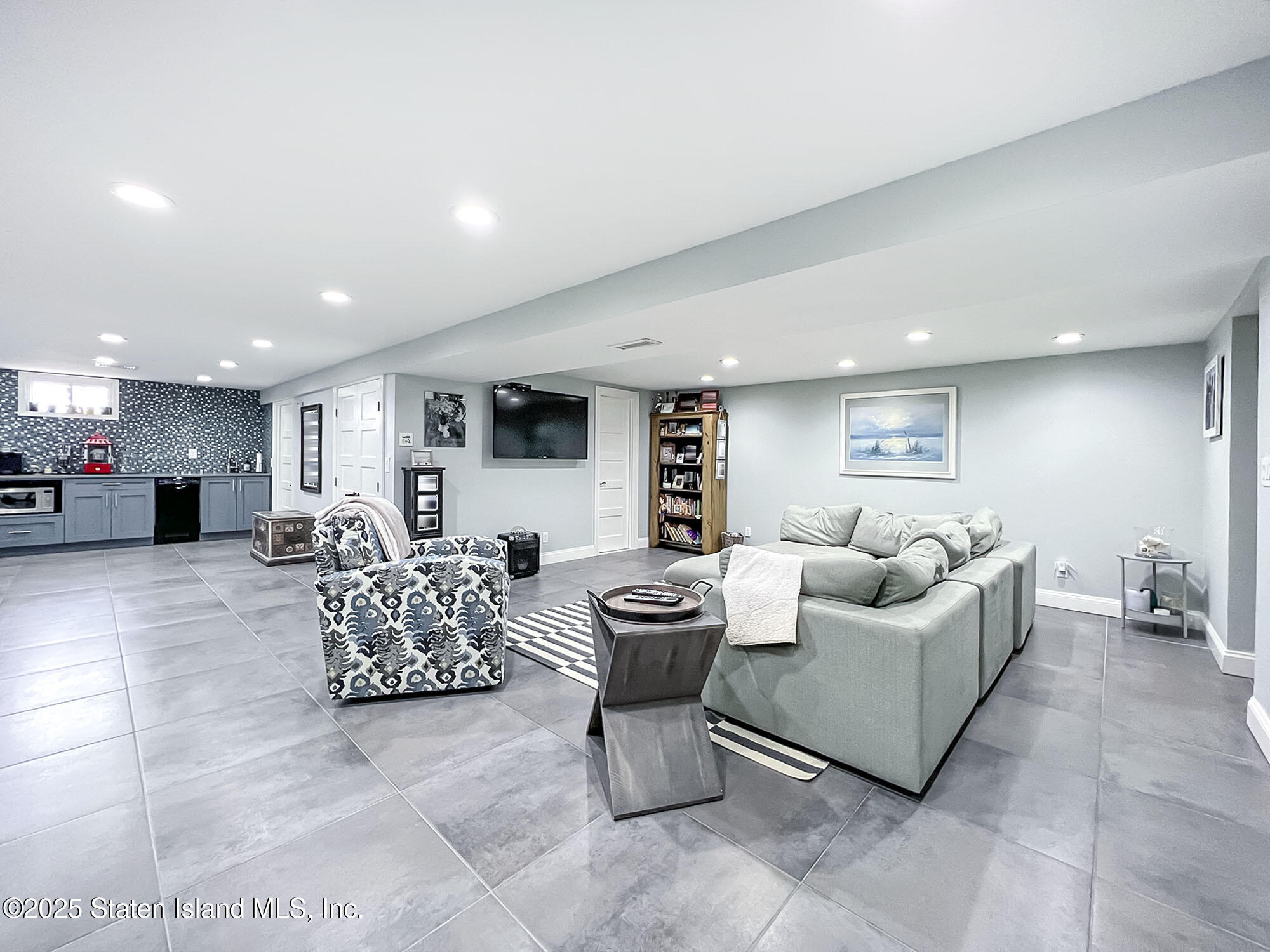 239 Sycamore Street, Staten Island, New York image 28
