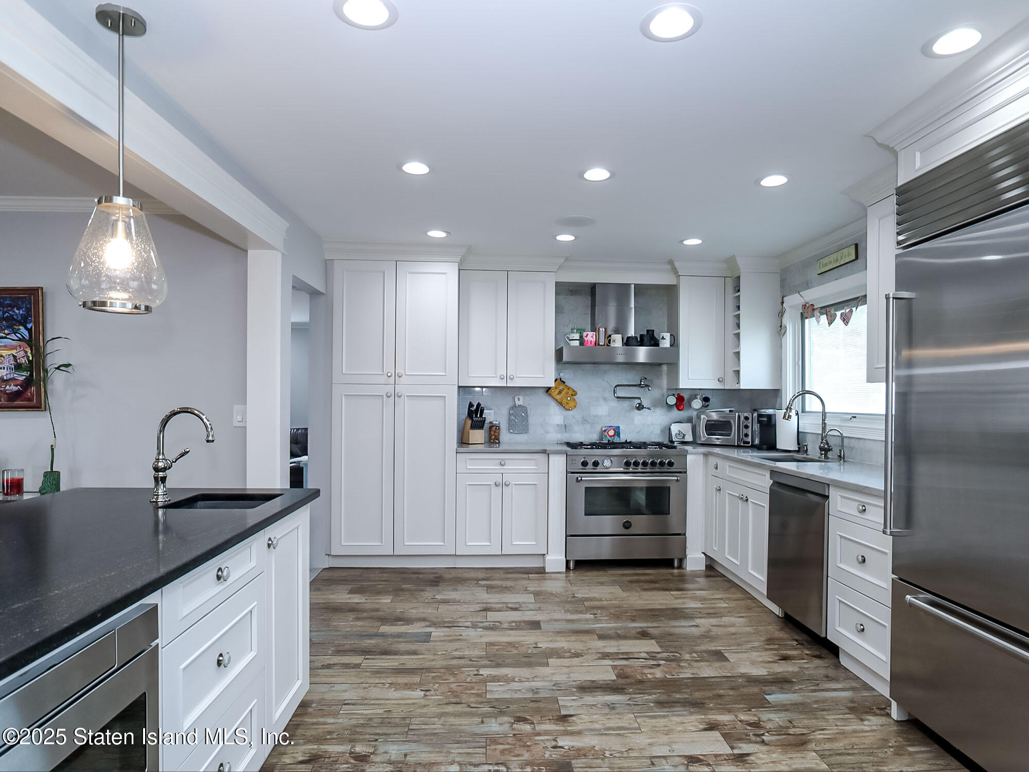 239 Sycamore Street, Staten Island, New York image 12
