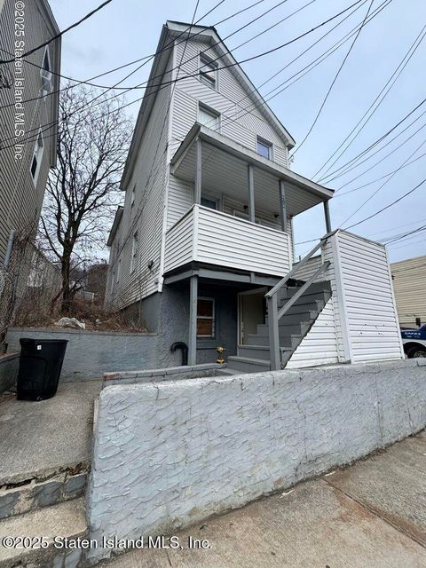 Photo of 282 Targee Street, Staten Island, NY 10304 (MLS # 2507231)