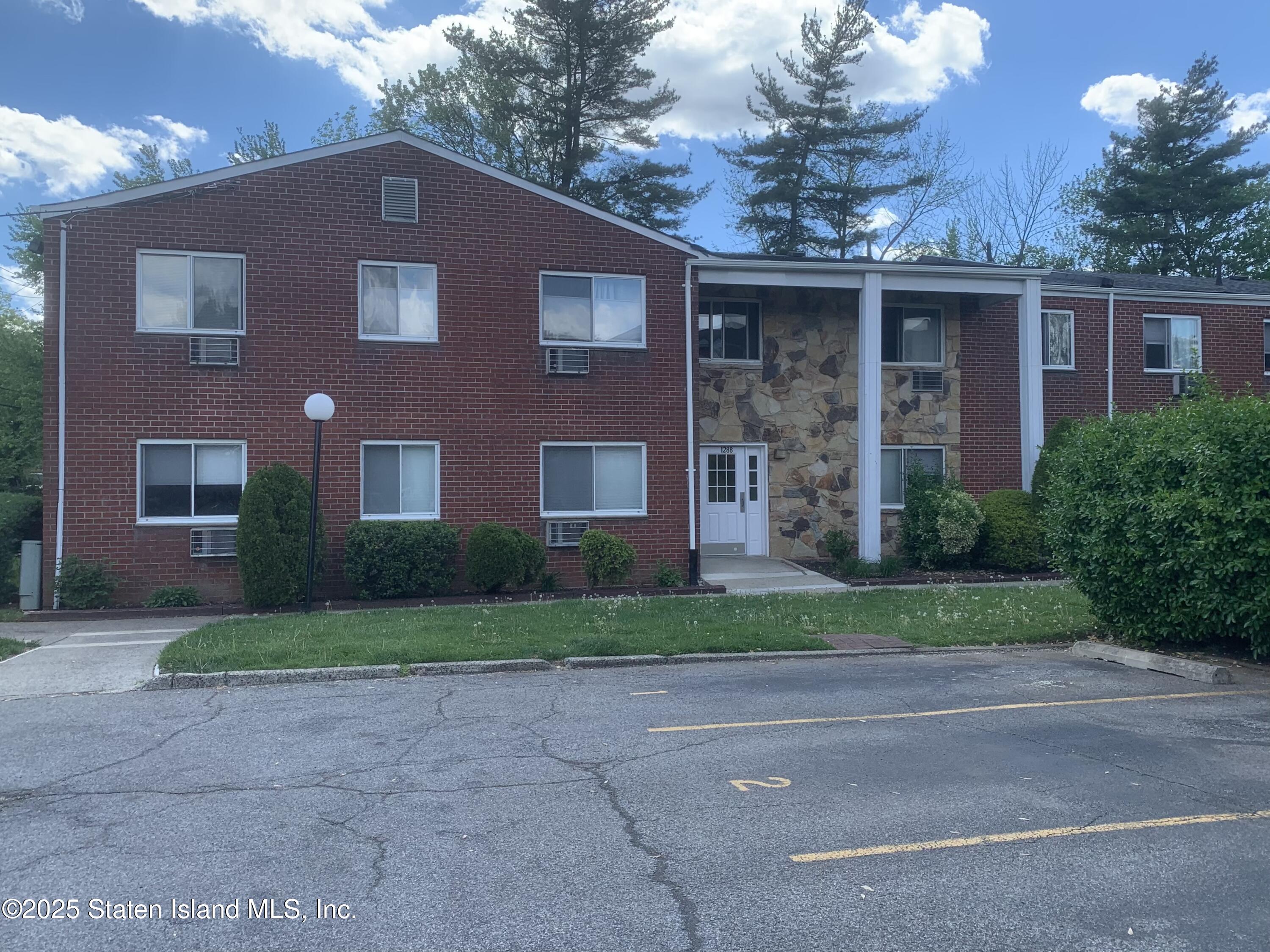 1288 Rockland Avenue #2C, Staten Island, New York image 1