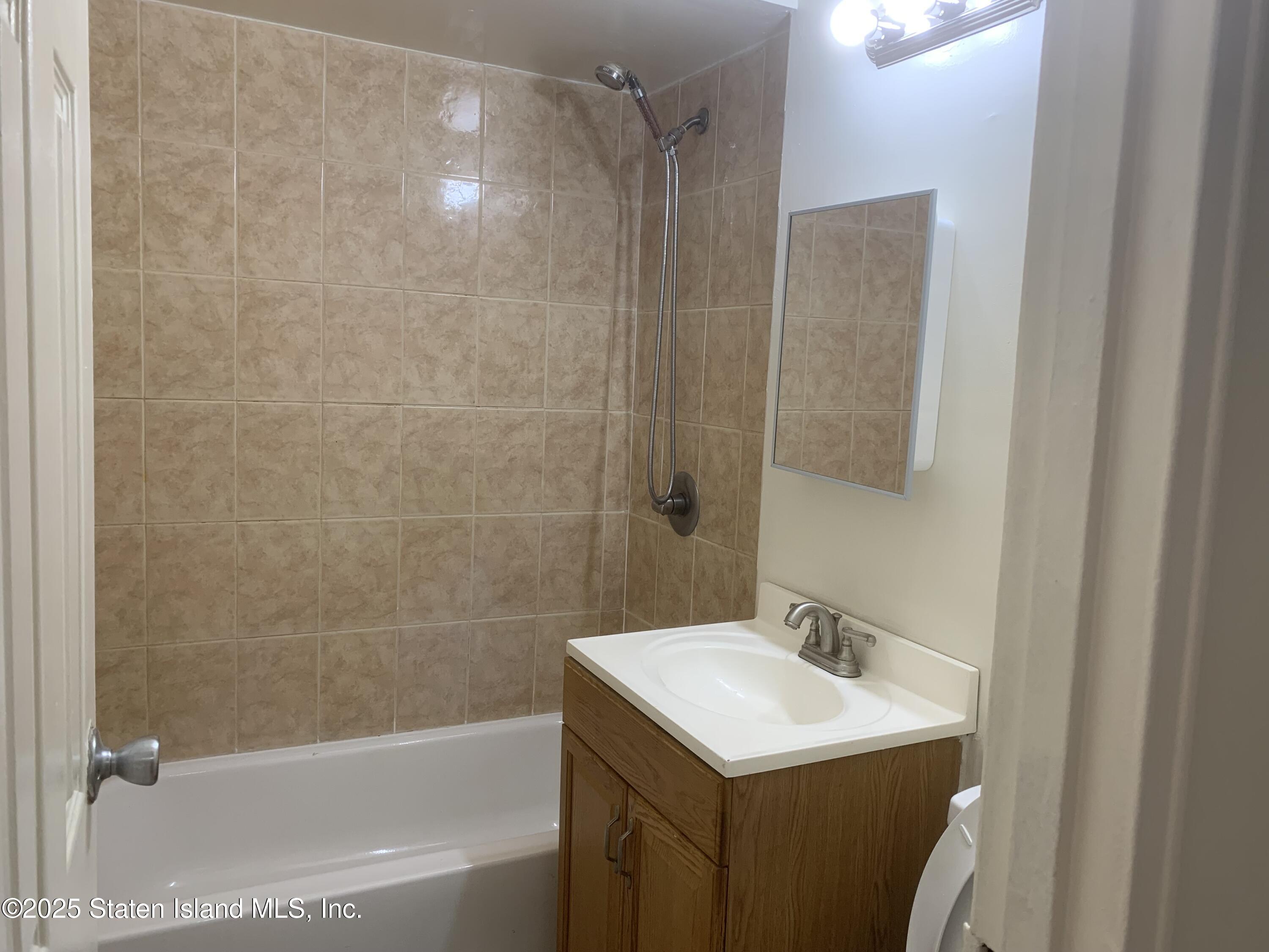 1288 Rockland Avenue #2C, Staten Island, New York image 8
