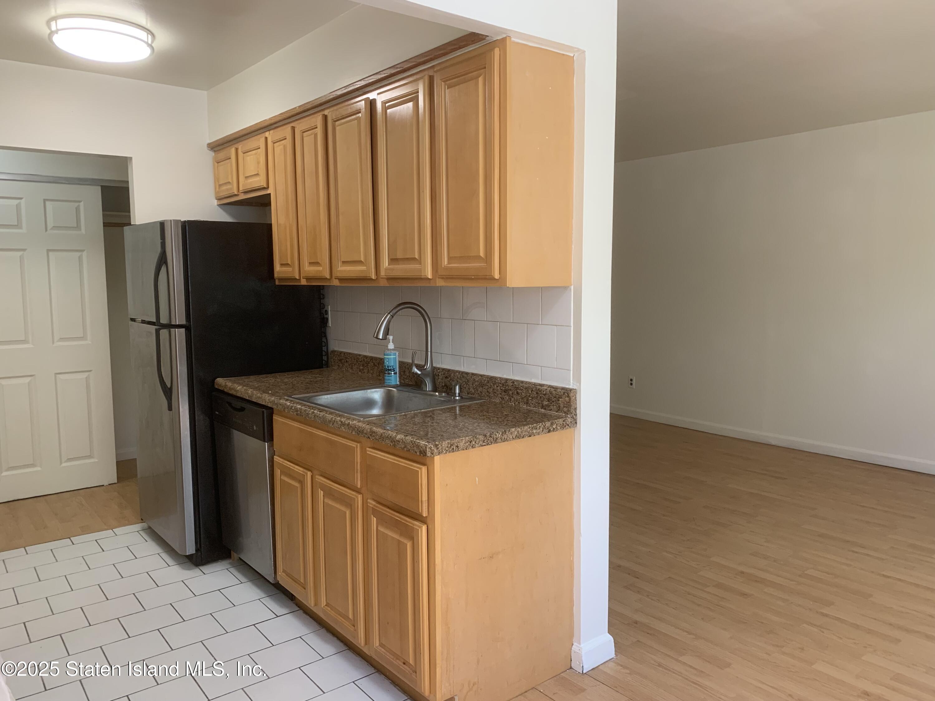 1288 Rockland Avenue #2C, Staten Island, New York image 7