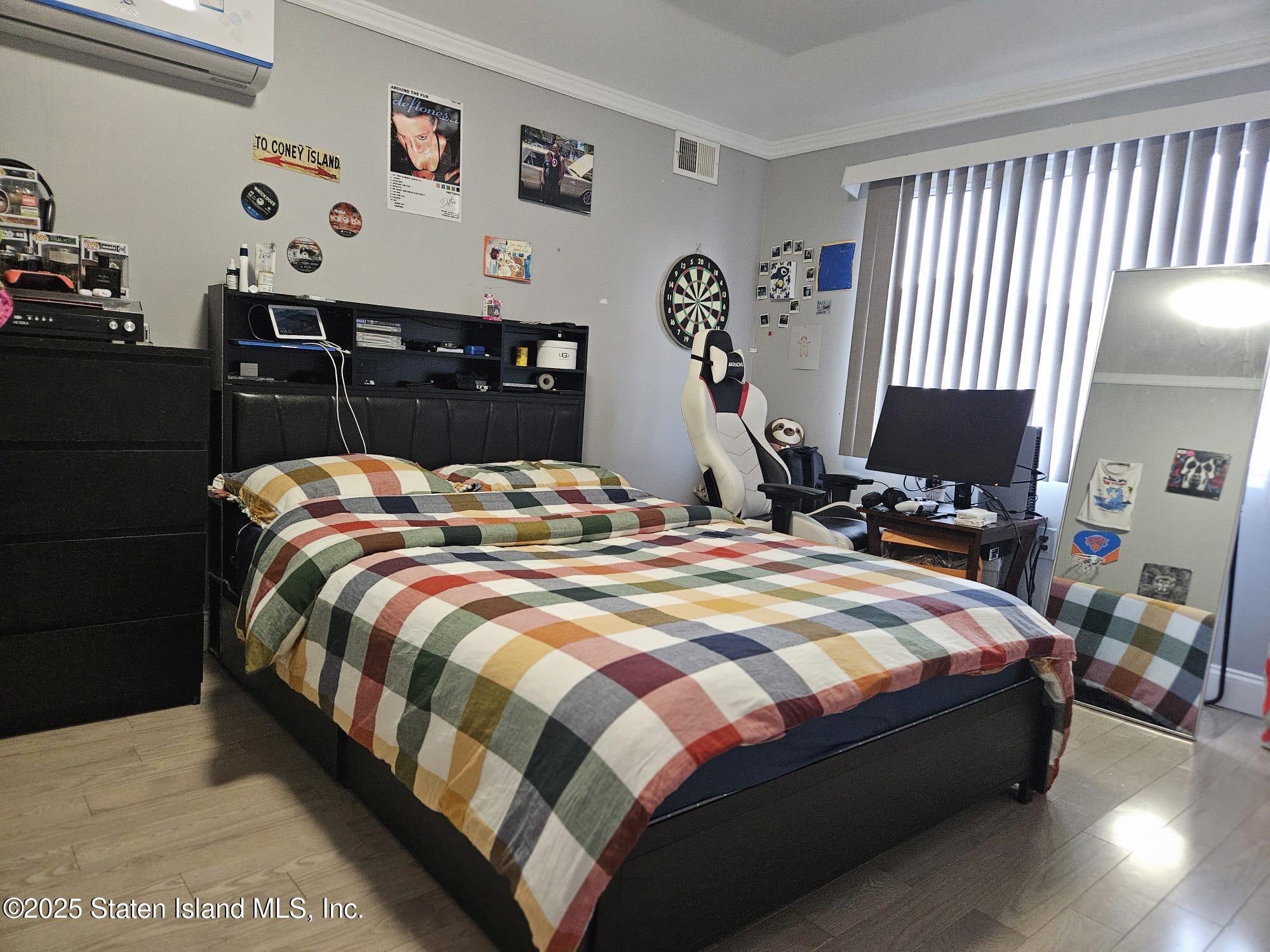135 Alex Circle, Staten Island, New York image 2