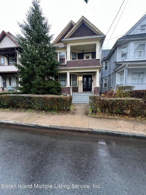 Photo of 81 Cottage Place, Staten Island, NY 10302 (MLS # 1165738)