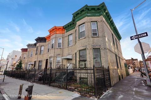 Photo of 154 East 22nd Street, Brooklyn, NY 11226 (MLS # 2400025)
