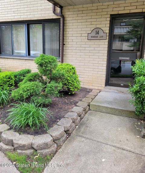 Photo of 14 Windham Loop #1a, Staten Island, NY 10314 (MLS # 2402868)
