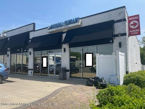 Photo of 4906 Arthur Kill Road, Staten Island, NY 10309 (MLS # 1157761)