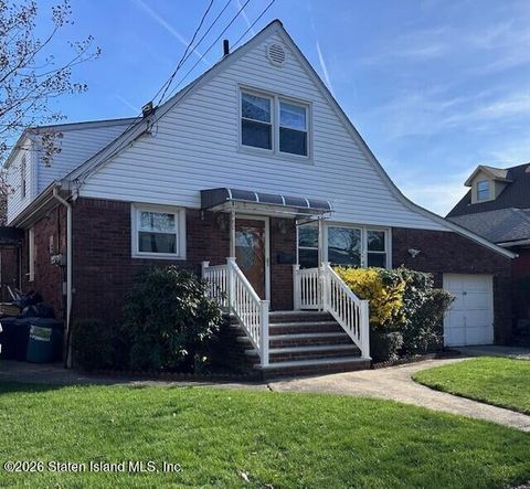 Photo of 58 Schmidts Lane #1, Staten Island, NY 10314 (MLS # 2602028)