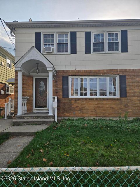 Photo of 96 Renwick Avenue #1, Staten Island, NY 10301 (MLS # 2602014)