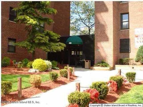 Photo of 145 Lincoln Avenue #1k, Staten Island, NY 10306 (MLS # 2503851)