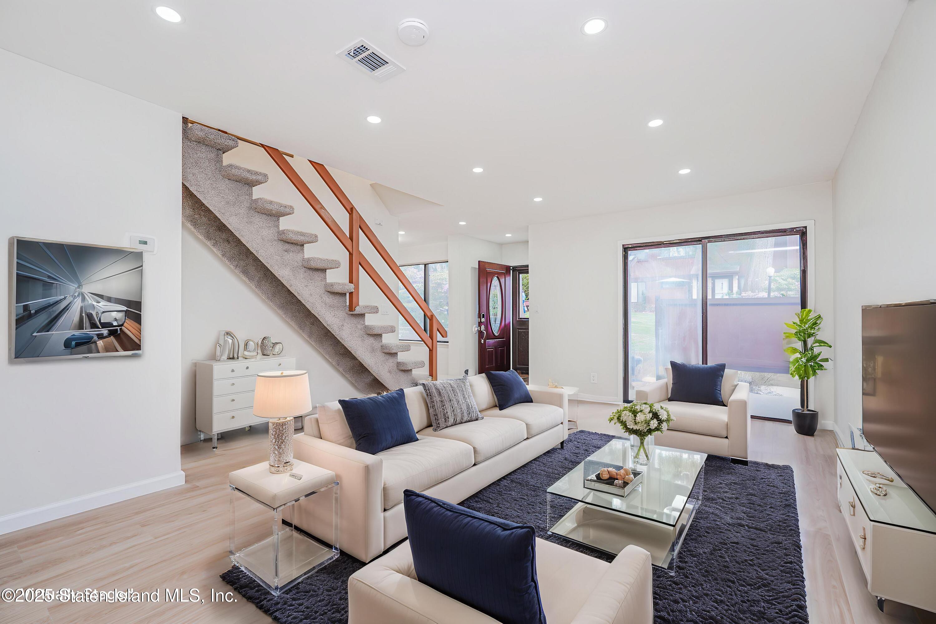 149 Pierpont Place, Staten Island, New York image 9