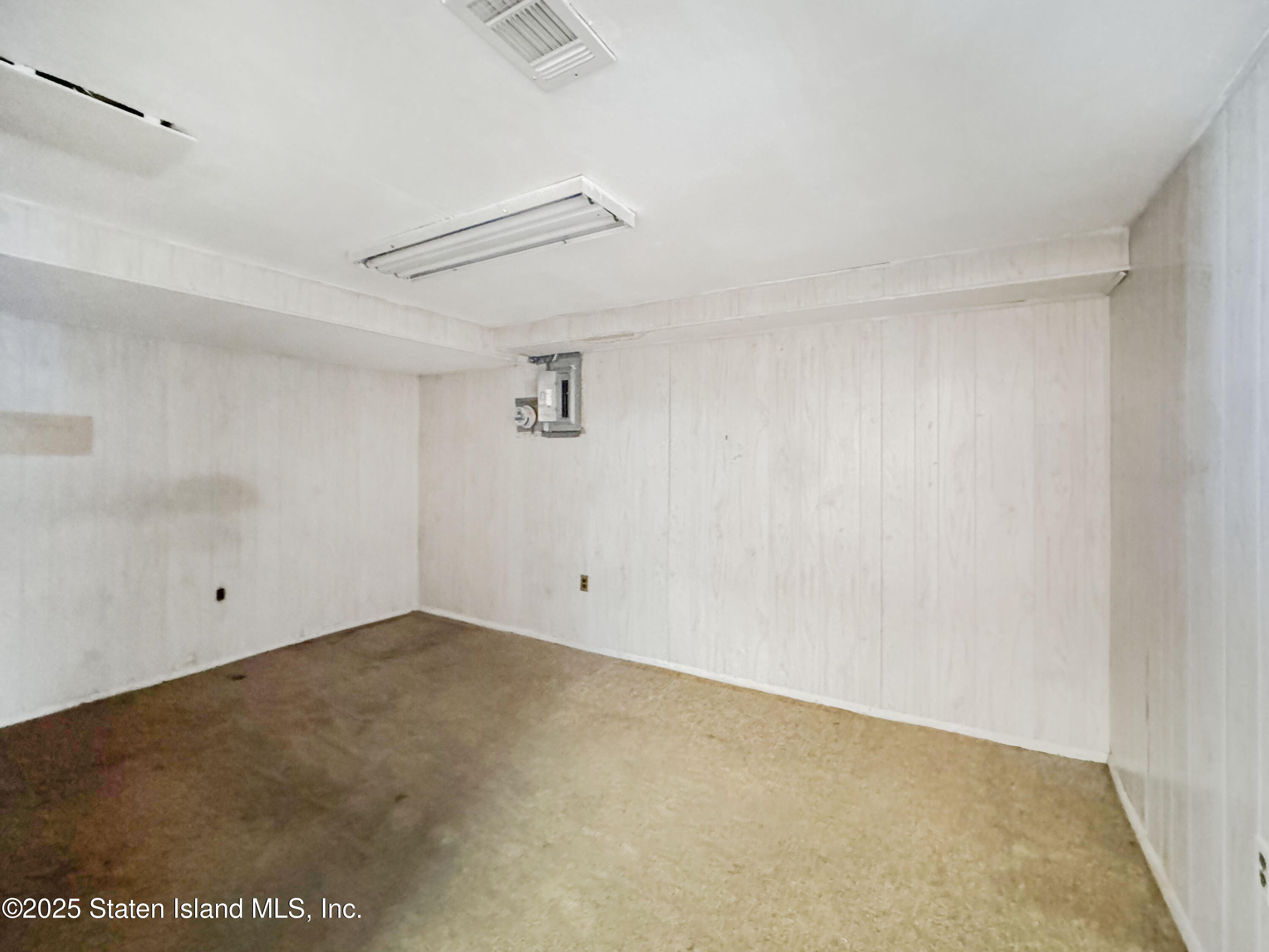 203 Dover Green, Staten Island, New York image 6
