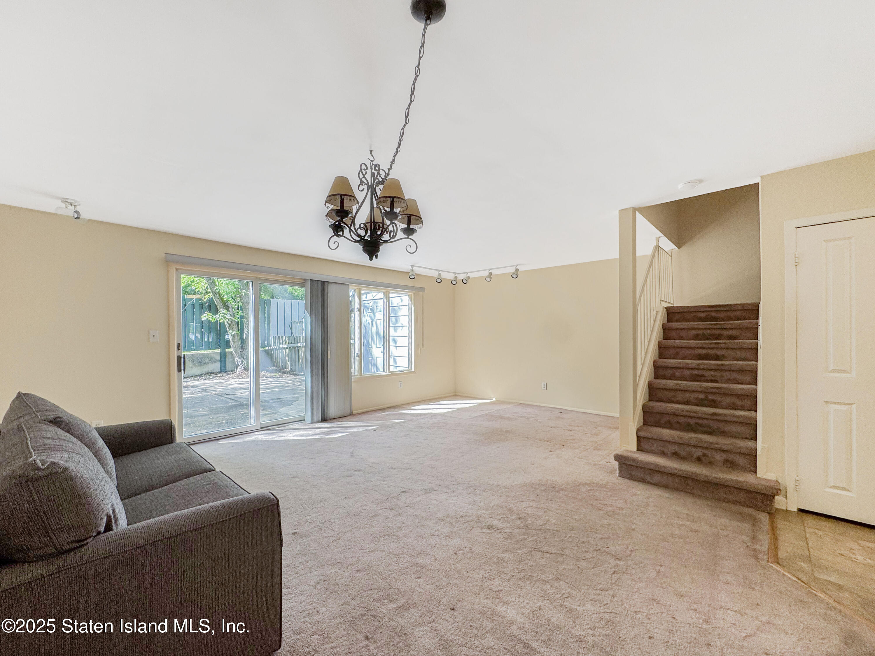 203 Dover Green, Staten Island, New York image 11