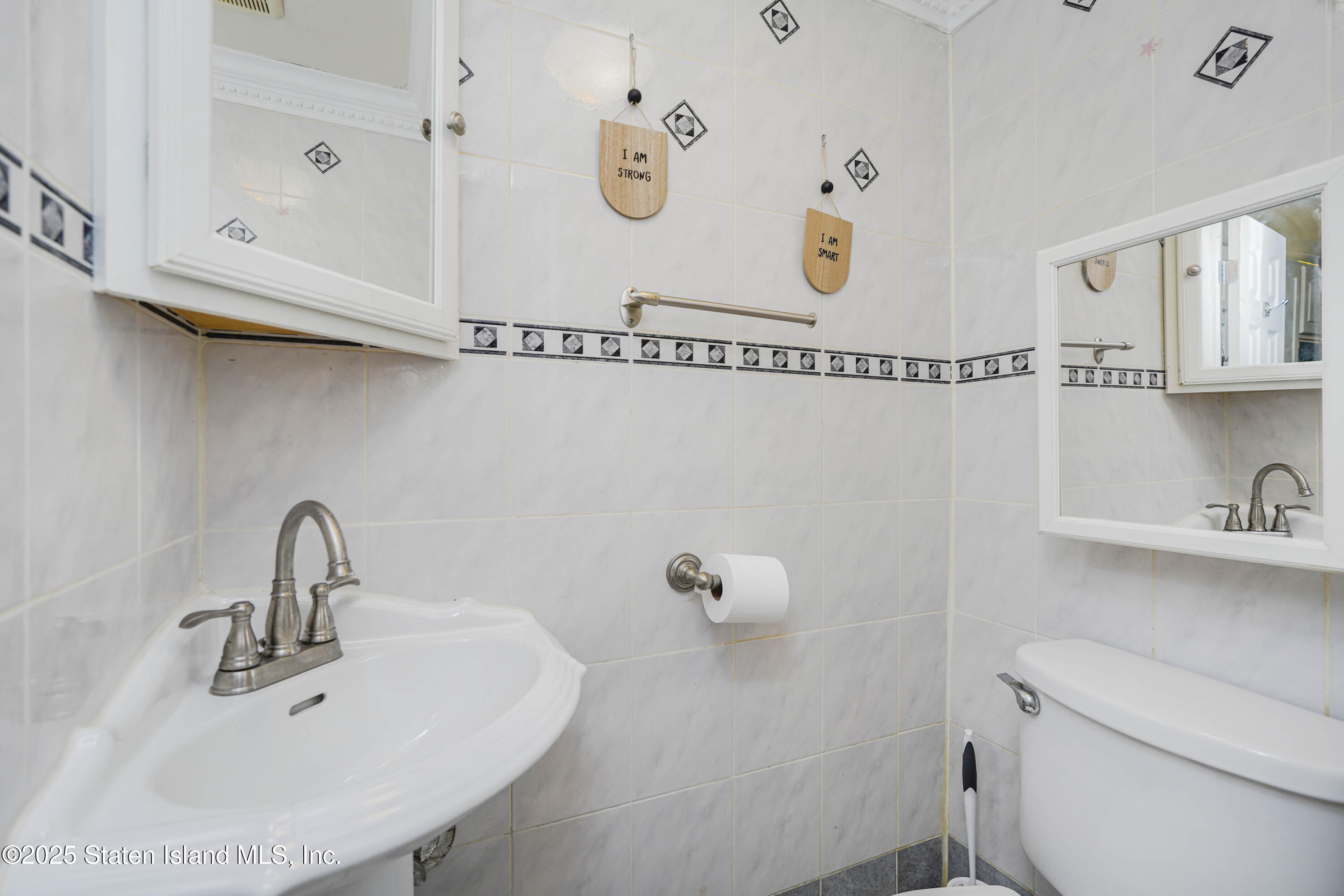 535-2 Willow Road, Staten Island, New York image 17